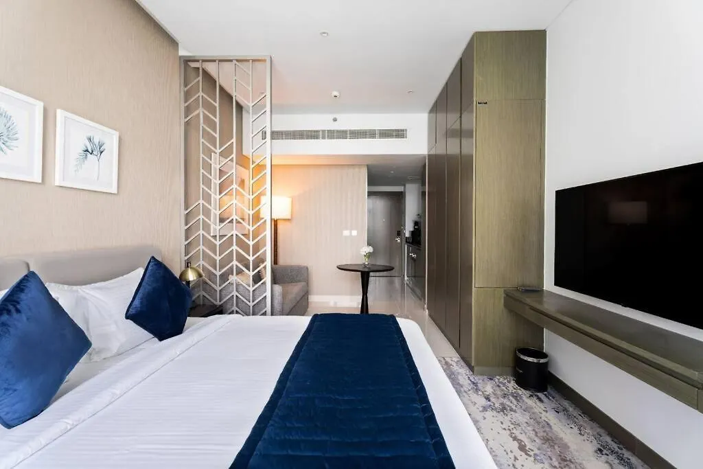 Phineek Homes Luxury Studio With Canal View Damac Maison Prive Business Bay Дубай Апартаменты
